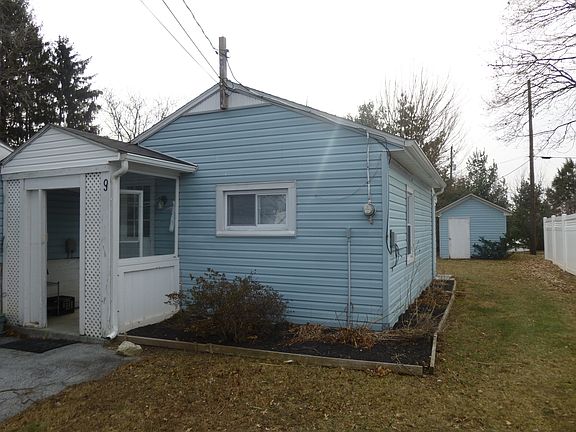Detached 1 Br Apt.