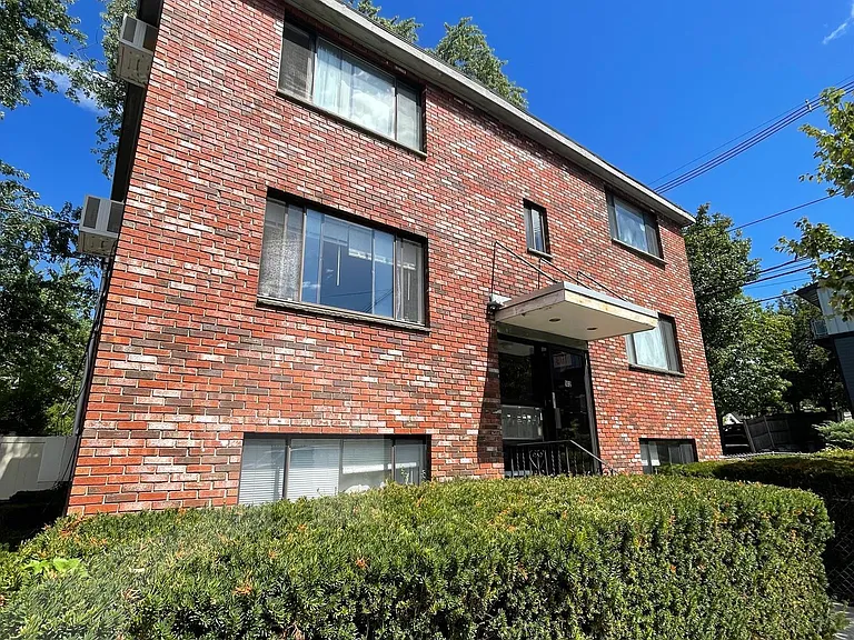 102 Alpine St #1 — Photo 8