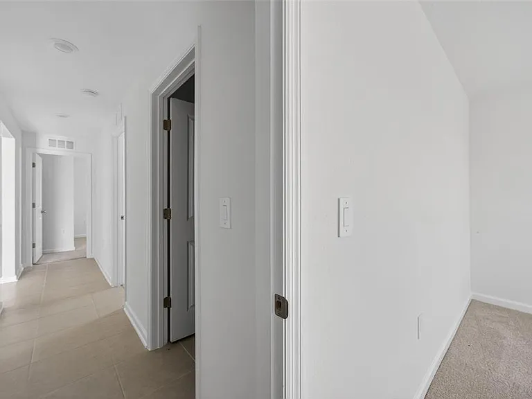 5161 Green Belt Dr — Photo 16