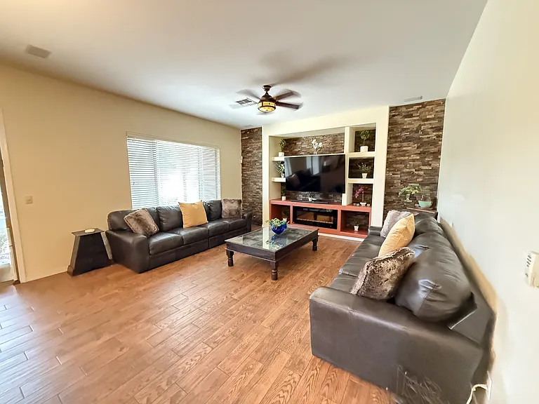 2245 W Clearview Trl — Photo 23