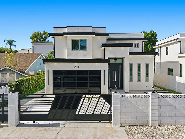 6717 Sunnyslope Ave — Photo 2