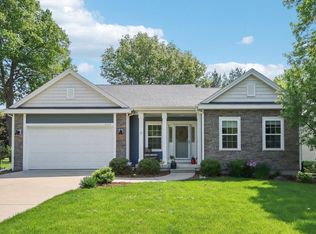 2684 Oak Knoll Dr, Fitchburg, WI 53711