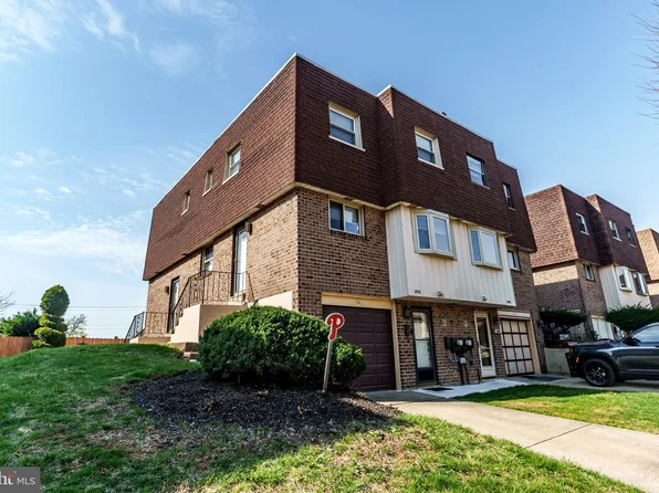 2950 Joey Dr, Philadelphia, PA 19136
