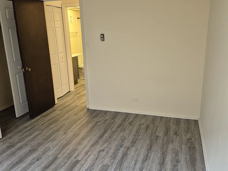 7416 Franklin St #2 — Photo 8