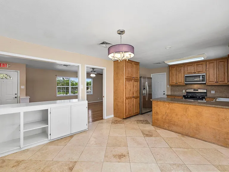 8303 Wilson St — Photo 11