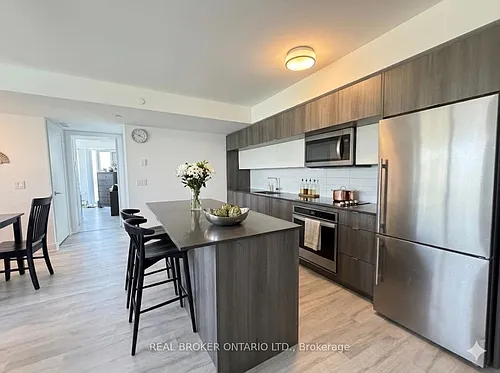 575 Bloor St E #602 Photo 1