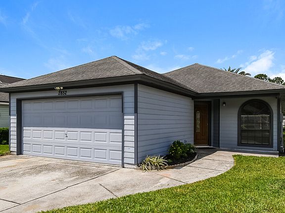 3rd image of 2852 Lantana Lakes Dr E