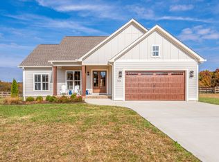 1123 Abiff Rd, Bon Aqua, TN 37025