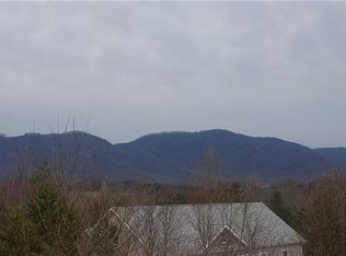 4286 Quarry Dr, Morganton, NC 28655