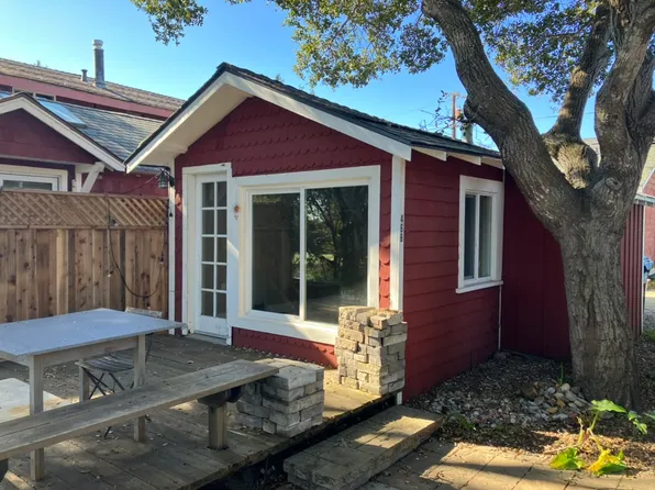 468 9th Ave, Santa Cruz, CA 95062