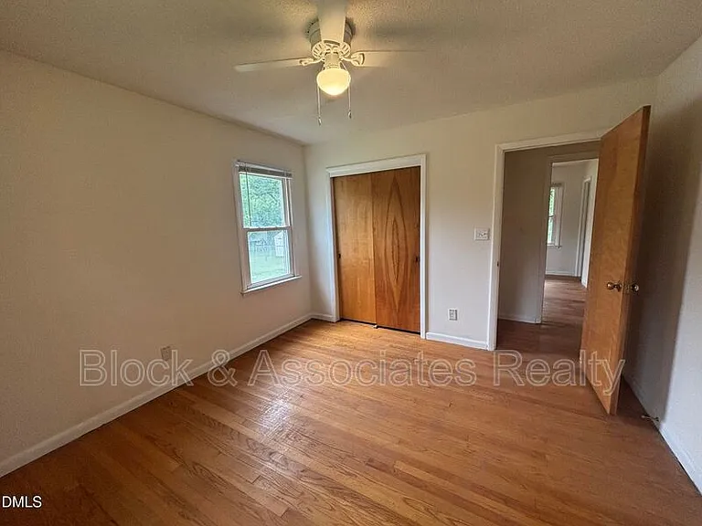 3609 Melrose Dr — Photo 39