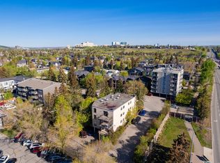 2515 1st Ave NW #1, Calgary, AB T2N 0C3