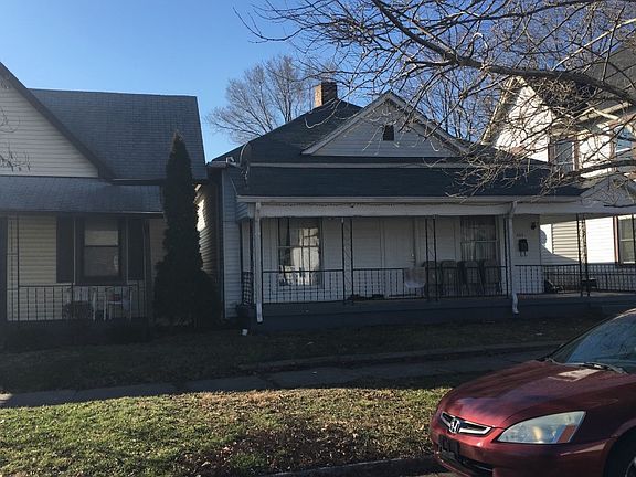 3rd image of 644 Marion Ave