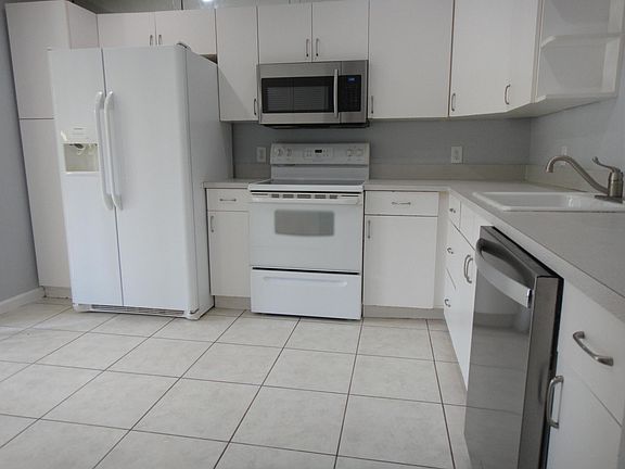 4th image of 12970 Dartford Trail #3