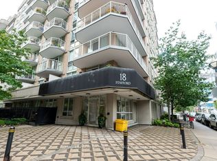 18 Stafford St #1013, Toronto, ON M5V3W4