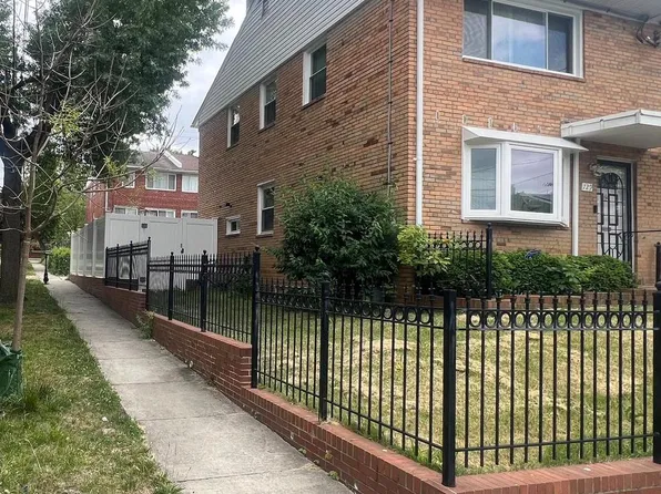 729 Decatur Pl NE, Washington, DC 20017