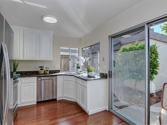 2nd image of 1044 Strayer Dr