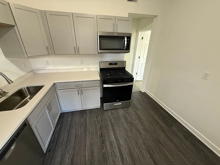 2803 E. Belleview Pl. — Photo 35