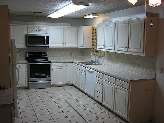 3rd image of 11026 Janet Lee Dr
