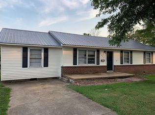412 George St, Martin, TN 38237
