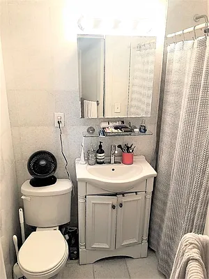 Rented by Dynamik Realty | media 31