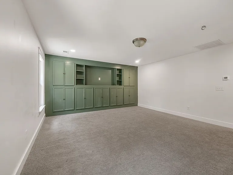 1037 Cortland Valley — Photo 31