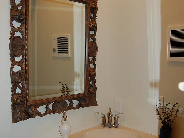 3131 Dauphine St — Photo 11