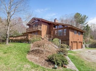 3 Hennequin Rd, Columbia, CT 06237