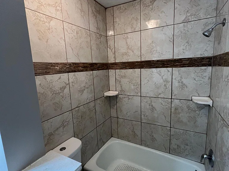1750 Willoway Cir S — Photo 17