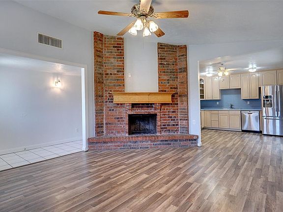 5th image of 4009 Manzinita St