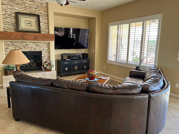 4th image of 26275 W Runion Ln