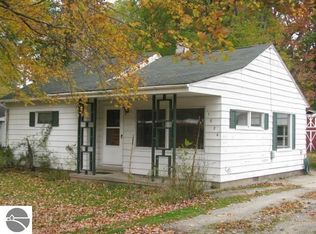 1024 Airport Dr, East Tawas, MI 48730