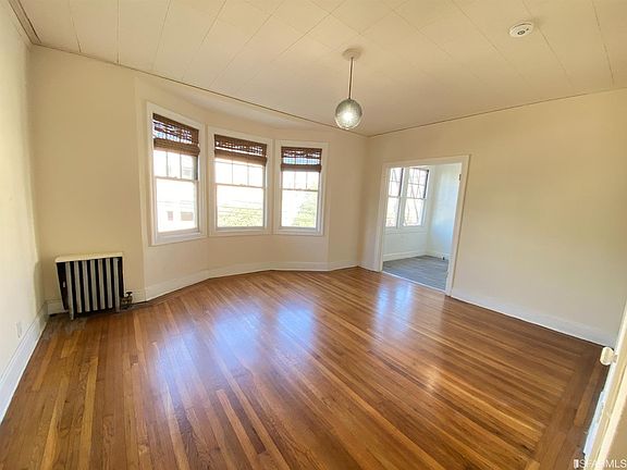 5th image of 101 27th St #7