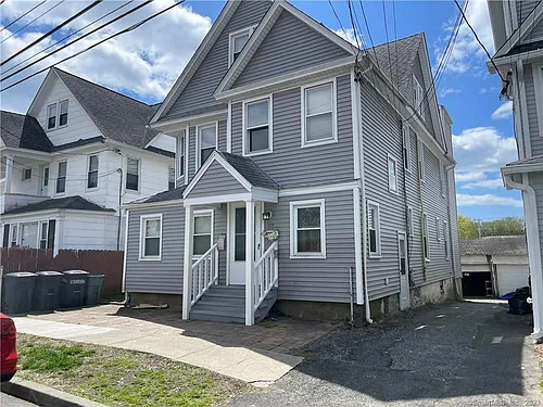 109 Churchill St #2 Photo 1