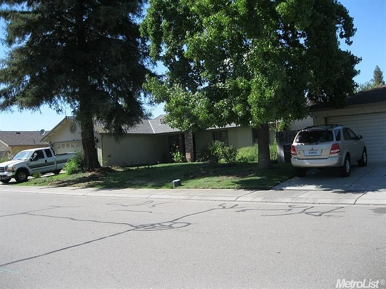 1st image of 1407 Bordeau Dr