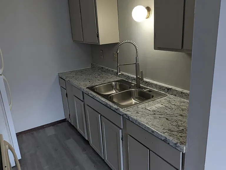 8545 W Greenbrook Dr #4 — Photo 1