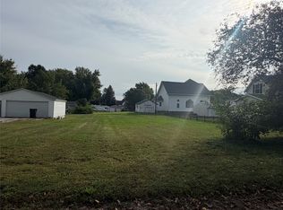 214 S Race St, Cambridge, IA 50046