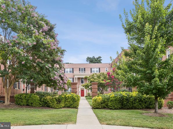 2008 Fort Davis St SE APT 202