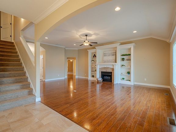 5th image of 2833 Zachery Ct