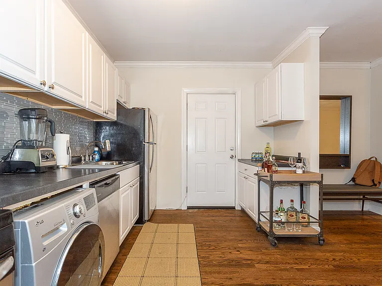 2151 N Fremont St #N2 — Photo 5