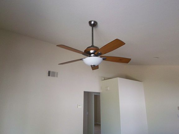 4th image of 468 Zachary Dr