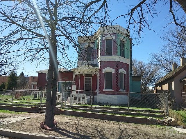 1st image of 328 E Corona Ave