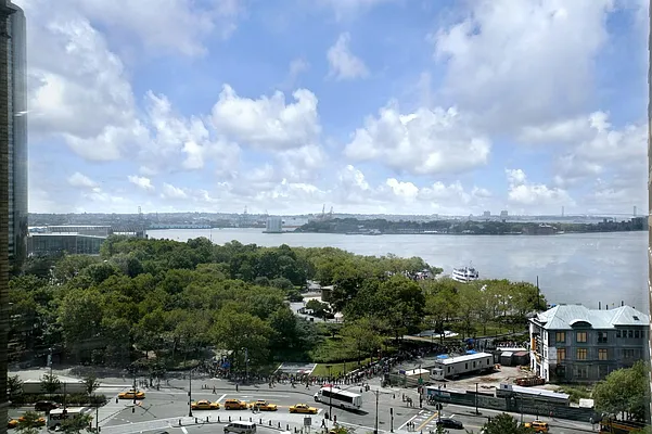 Rented by Corcoran | media 15