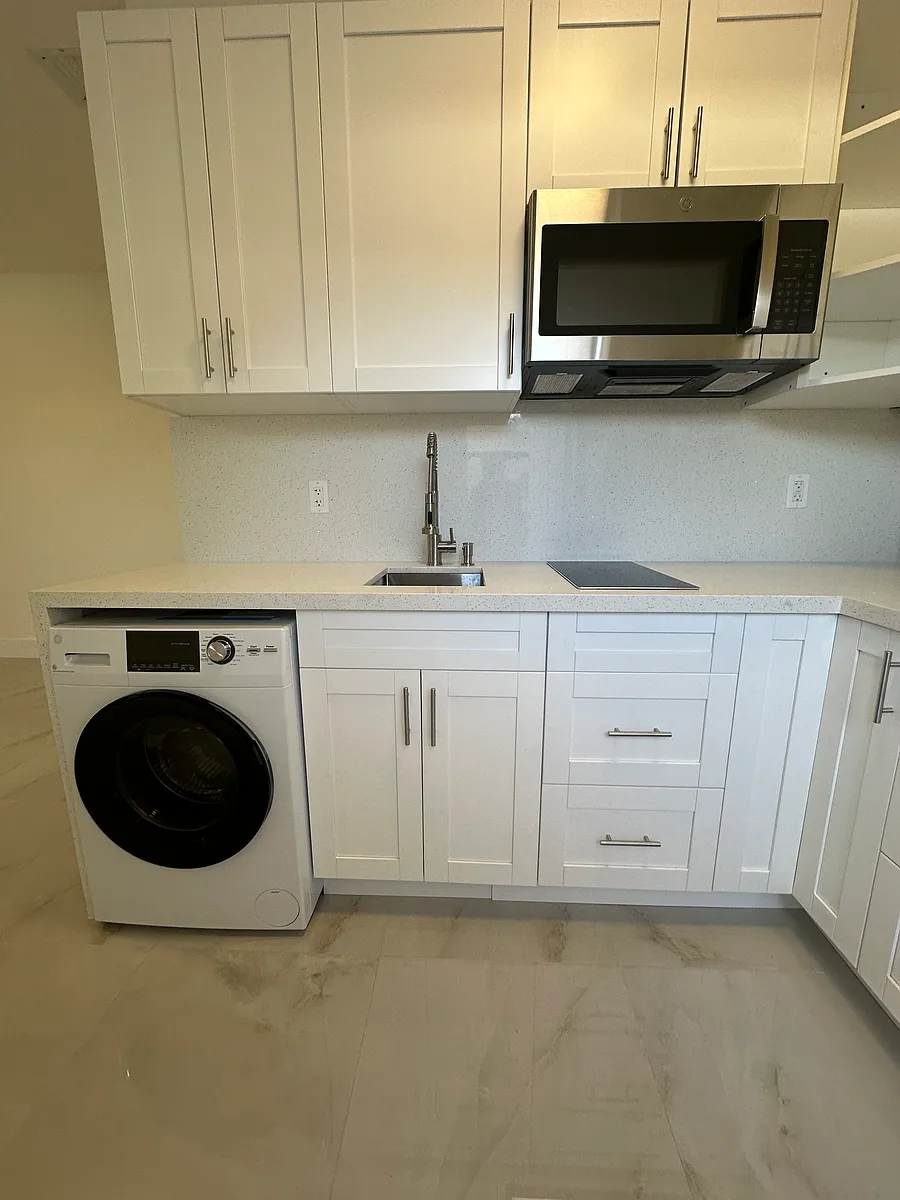Building Photo - 10450 SW 26th Ter #1