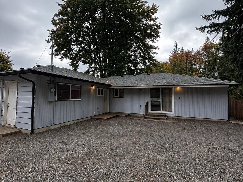 3832 SE Old Olympic Hwy #1