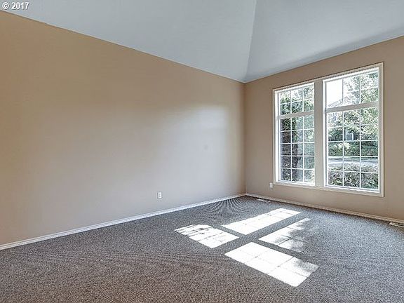 3rd image of 2225 River Heights Cir