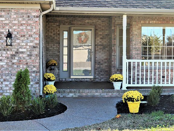 3rd image of 217 Westbriar Dr