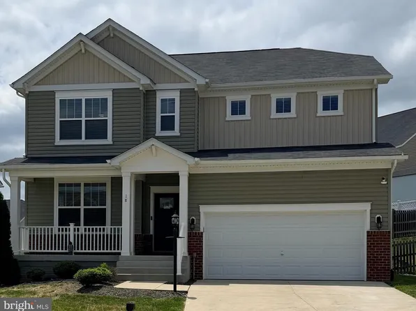 18 Melbourne Dr, Fredericksburg, VA 22405