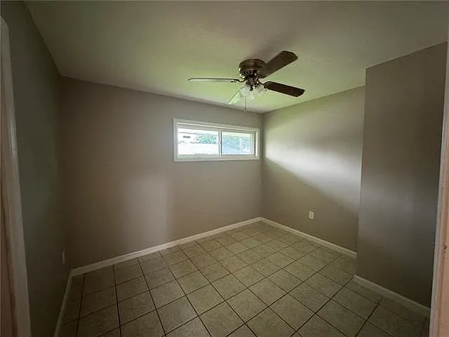1812 River Oaks Dr — Photo 5