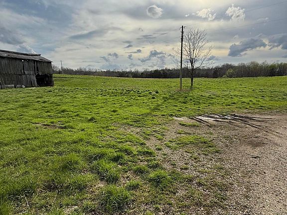2nd image of 7 S Chowning Ln
